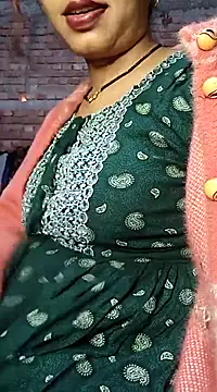 Snapshot of Simaran_bhabhi chatting on 2, 3, 2025 Simaran bhabhi online show from 2, 3, 2025