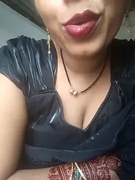 Snapshot of Simaran_bhabhi chatting on 11, 10, 2025 Simaran bhabhi online show from 11, 10, 2025