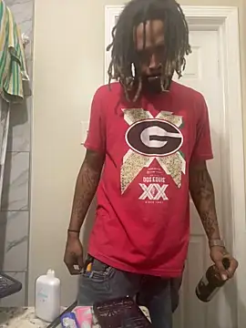 Snapshot of 1BeautyN1Beast chatting on 21, 12, 2024 1BeautyN1Beast online show from 21, 12, 2024