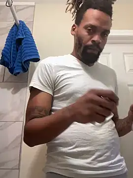 Snapshot of 1BeautyN1Beast chatting on 11, 1, 2025 1BeautyN1Beast online show from 11, 1, 2025