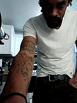 Snapshot of 1BeautyN1Beast chatting on 14, 2, 2025 1BeautyN1Beast online show from 14, 2, 2025