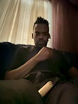 Snapshot of 1BeautyN1Beast chatting on 16, 9, 2025 1BeautyN1Beast online show from 16, 9, 2025