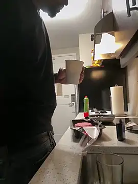 Snapshot of 1BeautyN1Beast chatting on 1, 2, 2026 1BeautyN1Beast online show from 1, 2, 2026