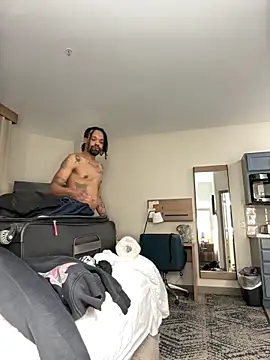 Snapshot of 1BeautyN1Beast chatting on 8, 2, 2026 1BeautyN1Beast online show from 8, 2, 2026