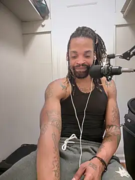 Snapshot of 1BeautyN1Beast chatting on 16, 2, 2026 1BeautyN1Beast online show from 16, 2, 2026