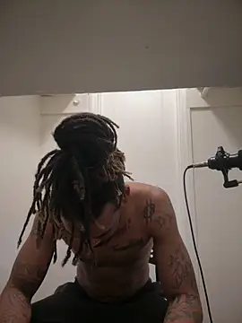 Snapshot of 1BeautyN1Beast chatting on 24, 2, 2026 1BeautyN1Beast online show from 24, 2, 2026