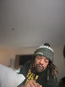 Snapshot of 1BeautyN1Beast chatting on 2, 3, 2026 1BeautyN1Beast online show from 2, 3, 2026