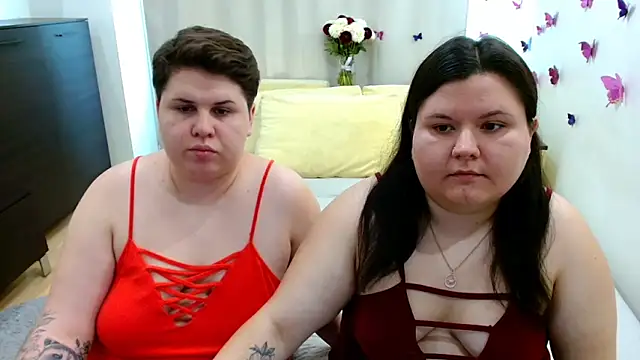 Snapshot of BeckyAndHellen chatting on 9, 9, 2025 BeckyAndHellen online show from 9, 9, 2025