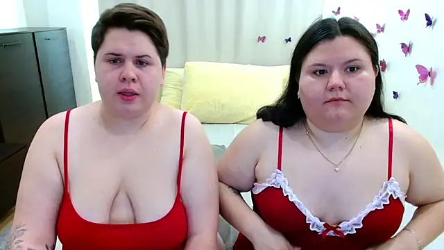 Snapshot of BeckyAndHellen chatting on 20, 9, 2025 BeckyAndHellen online show from 20, 9, 2025