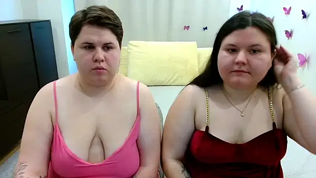 Snapshot of BeckyAndHellen chatting on 21, 9, 2025 BeckyAndHellen online show from 21, 9, 2025