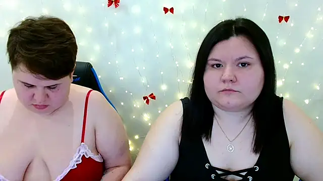Snapshot of BeckyAndHellen chatting on 9, 1, 2026 BeckyAndHellen online show from 9, 1, 2026