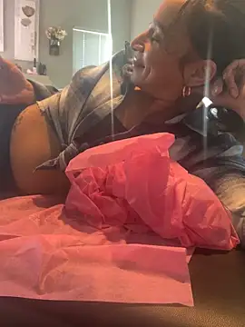 Shuggabutt online show from 19, 1, 2025