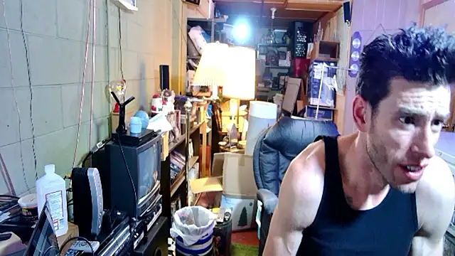 Snapshot of savageconfidence chatting on 9, 10, 2025 savageconfidence online show from 9, 10, 2025