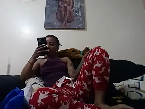 hoely grail01 online show from 3, 12, 2025