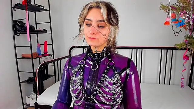 lady sontse  online show from 6, 2, 2025