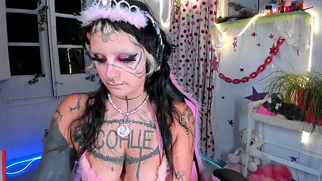 Snapshot of lady_sontse_ chatting on 19, 6, 2026 lady sontse online show from 19, 6, 2026