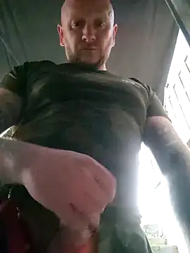 Snapshot of RomWoolf chatting on 25, 2, 2026 RomWoolf online show from 25, 2, 2026