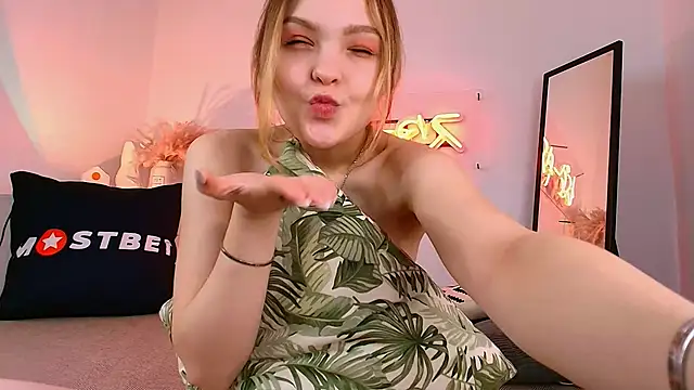 stay with alice online show from 2, 1, 2025