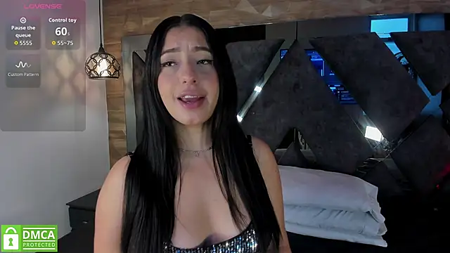 Venus velez  online show from 25, 2, 2026