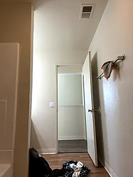 Chuckie 999 online show from 2, 11, 2025