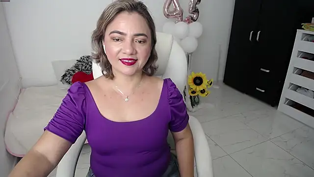 ana milf online show from 28, 1, 2025