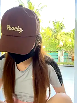 BabyThree  online show from 23, 9, 2025