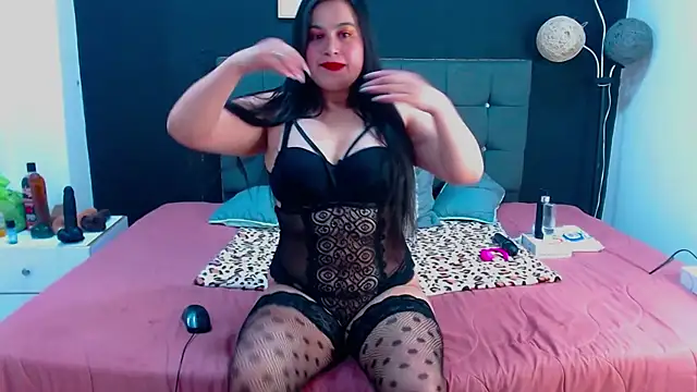 mia xx1 online show from 15, 11, 2025