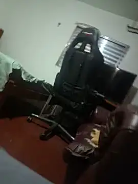 Snapshot of gressw22 chatting on 14, 9, 2025 gressw22 online show from 14, 9, 2025