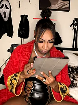 Snapshot of CUMQUEEN-XXX69 chatting on 1, 12, 2025 CUMQUEEN-XXX69 online show from 1, 12, 2025