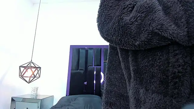 Zayda 1 online show from 14, 2, 2025