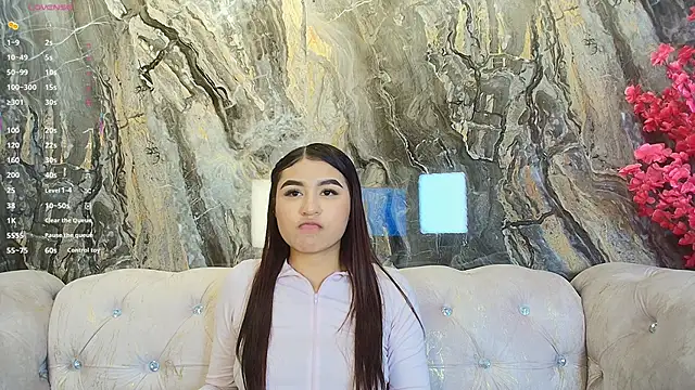 Zayda 1 online show from 4, 3, 2025