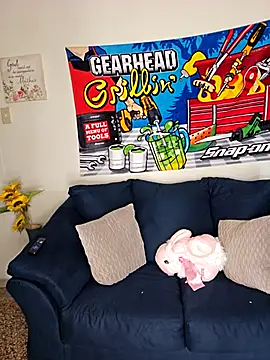 ladycreamypr2 online show from 3, 4, 2026