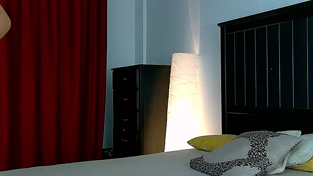 Snapshot of Yanira_Muslim chatting on 27, 11, 2025 Yanira Muslim online show from 27, 11, 2025