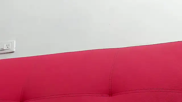 Latin Mature975 online show from 3, 10, 2025