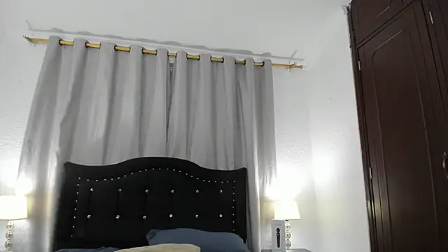 Snapshot of Greta_smith chatting on 15, 12, 2024 Greta smith online show from 15, 12, 2024