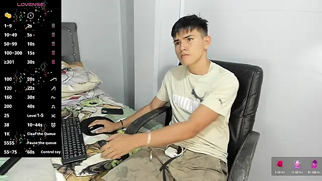 Jacobb Lee online show from 13, 2, 2025