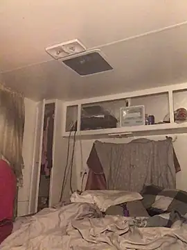 Snapshot of allissonw13 chatting on 10, 2, 2025 allissonw13 online show from 10, 2, 2025