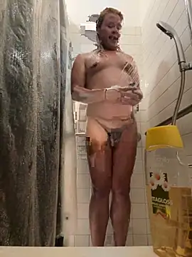 Snapshot of allissonw13 chatting on 26, 10, 2025 allissonw13 online show from 26, 10, 2025