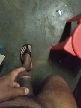 Snapshot of cenyon124 chatting on 19, 10, 2025 cenyon124 online show from 19, 10, 2025