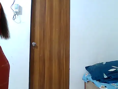 Snapshot of sparkling_queen chatting on 6, 3, 2025 sparkling queen online show from 6, 3, 2025