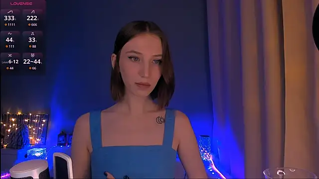 ellaamber online show from 20, 1, 2025