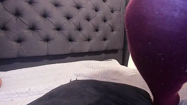 Snapshot of EmaGw chatting on 26, 2, 2025 EmaGw online show from 26, 2, 2025