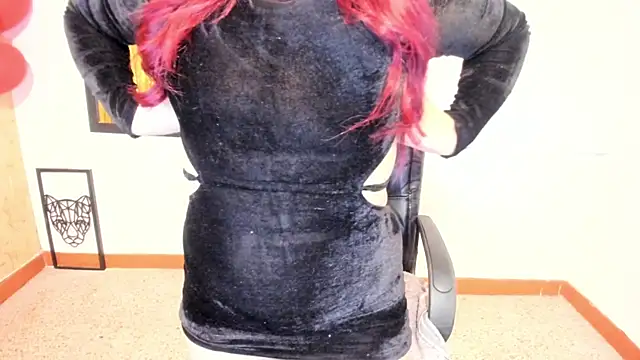 Snapshot of EmaGw chatting on 1, 3, 2025 EmaGw online show from 1, 3, 2025