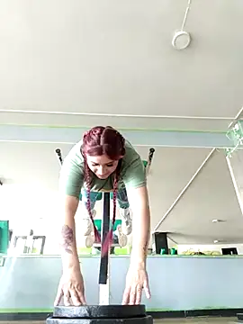 Snapshot of EmaGw chatting on 9, 9, 2025 EmaGw online show from 9, 9, 2025