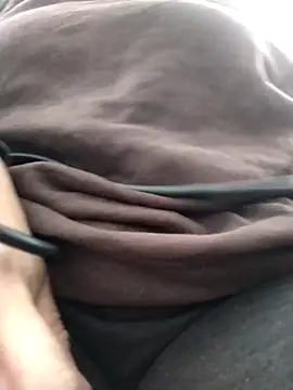 Snapshot of EmaGw chatting on 10, 9, 2025 EmaGw online show from 10, 9, 2025