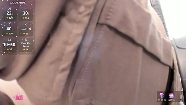 Snapshot of EmaGw chatting on 17, 10, 2025 EmaGw online show from 17, 10, 2025