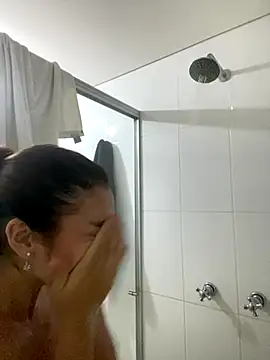 Snapshot of dakota_le chatting on 30, 10, 2025 dakota le online show from 30, 10, 2025