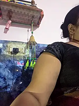 Snapshot of Kiyara7 chatting on 4, 10, 2025 Kiyara7 online show from 4, 10, 2025