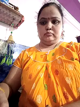 Snapshot of Kiyara7 chatting on 6, 10, 2025 Kiyara7 online show from 6, 10, 2025