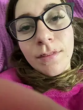 Snapshot of ur_pleasure_ chatting on 5, 1, 2025 ur pleasure online show from 5, 1, 2025